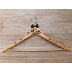 Percha Grabada Nombre en Madera